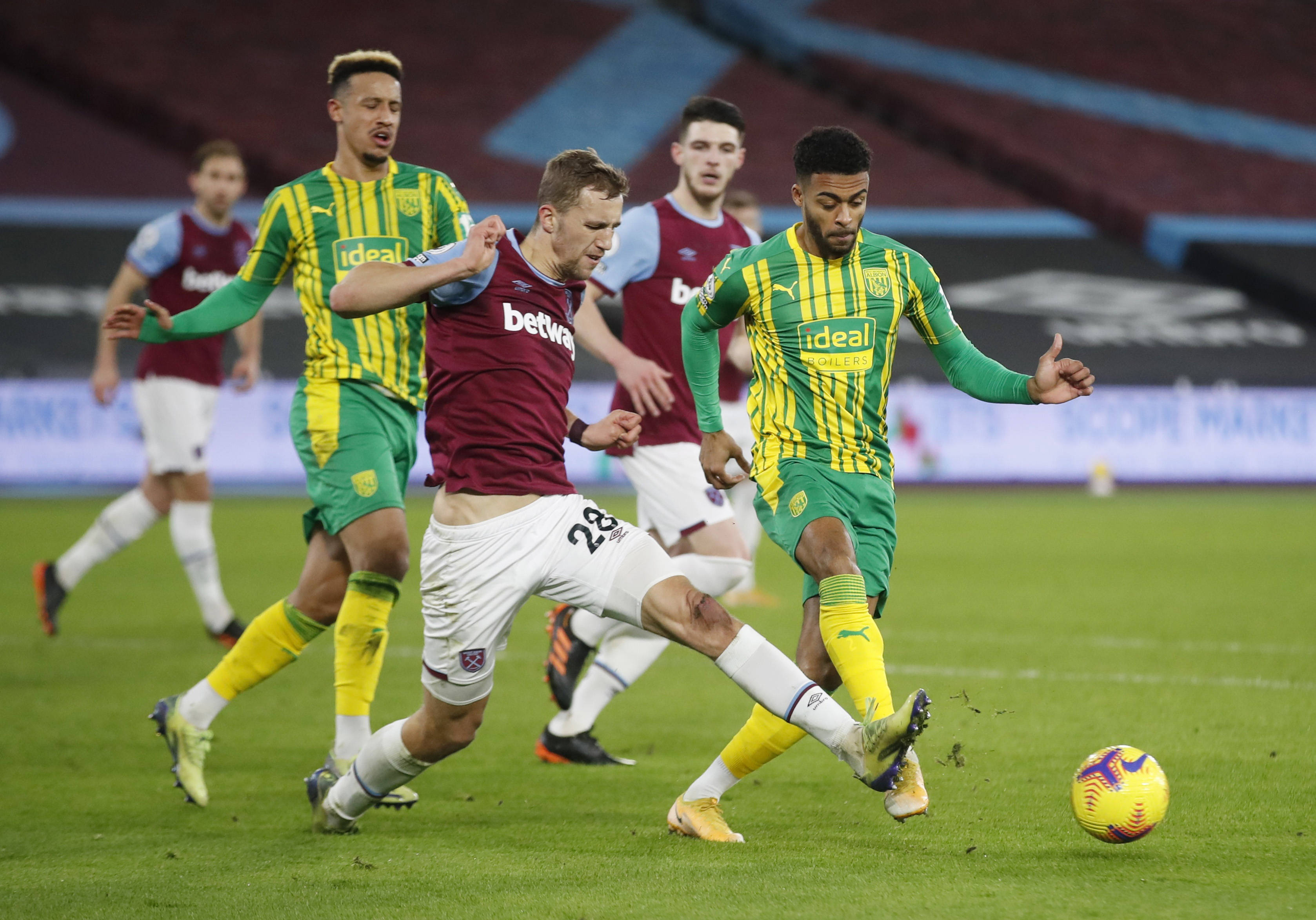 位和门前的 位和门前的